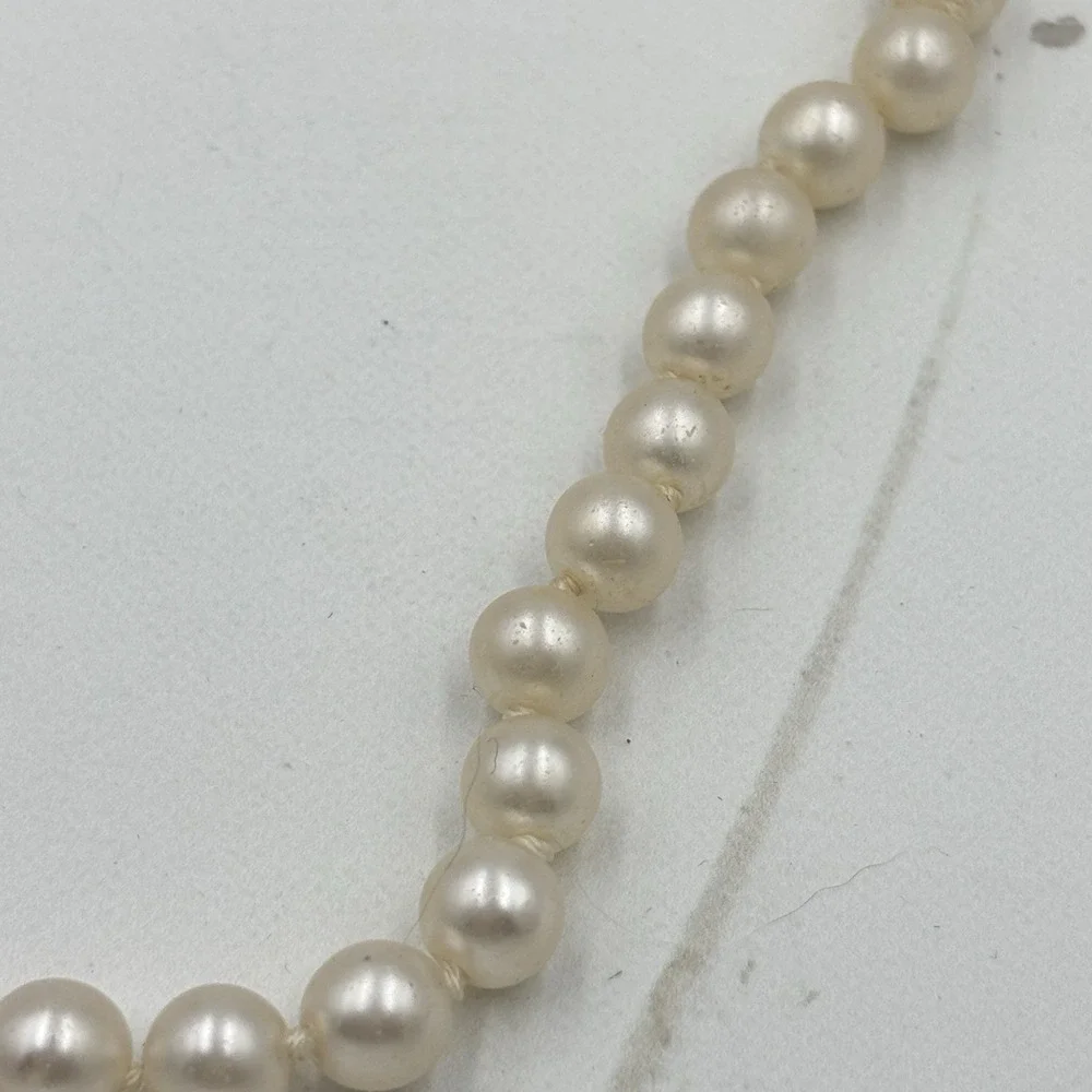Vintage Cultured Pearl Necklace 18